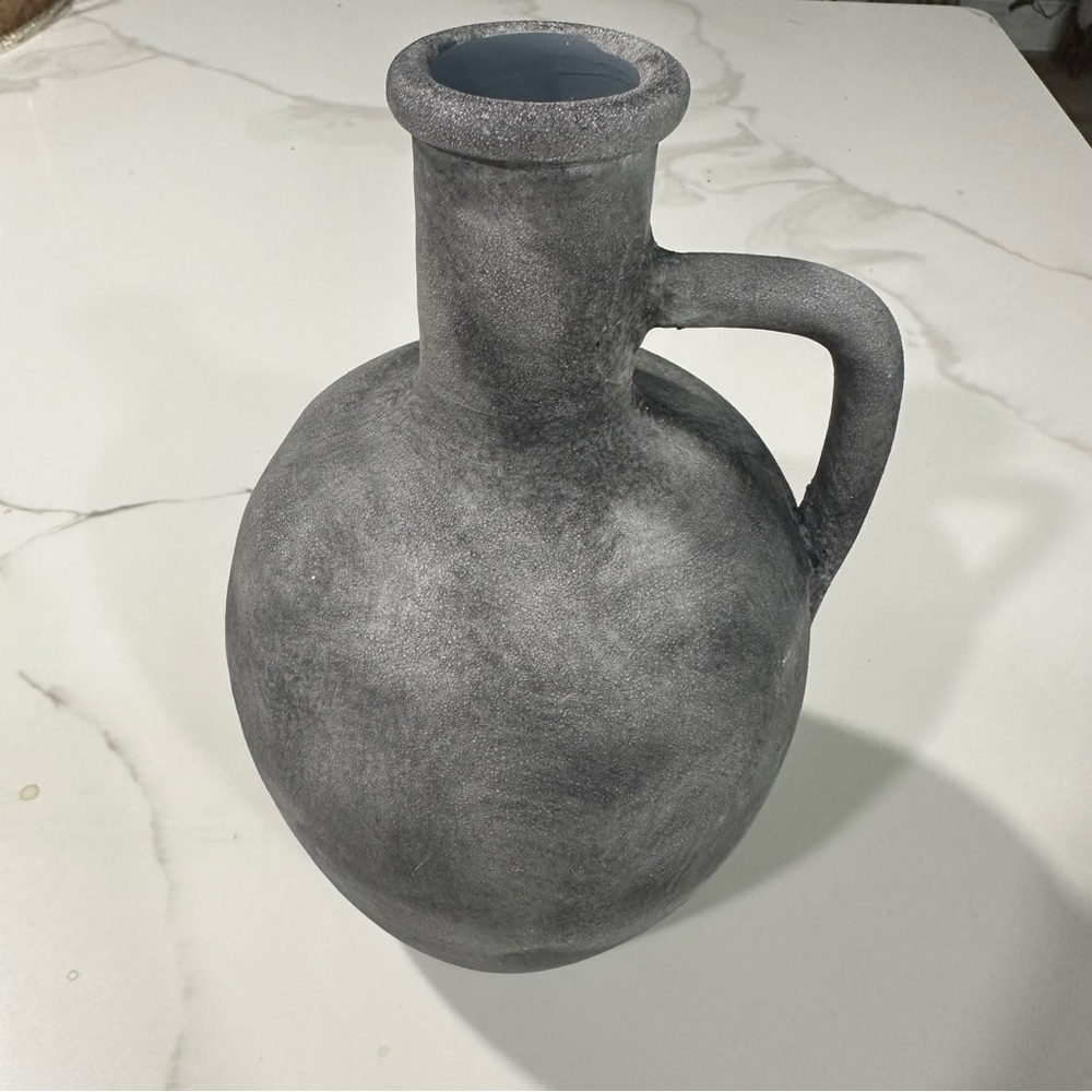 Anthropologie Amber Lewis Gray Ceramic Art Collection vase. - Picture 2 of 10